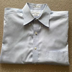 Van Heusen, Long sleeve button down dress shirt, Solid Blue, 15 1/2; 32/33